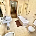 Villa Calmora *